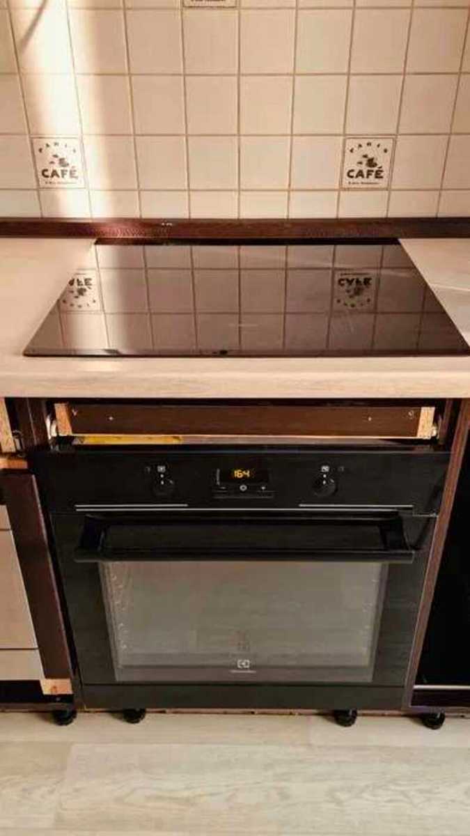 1879668189701716