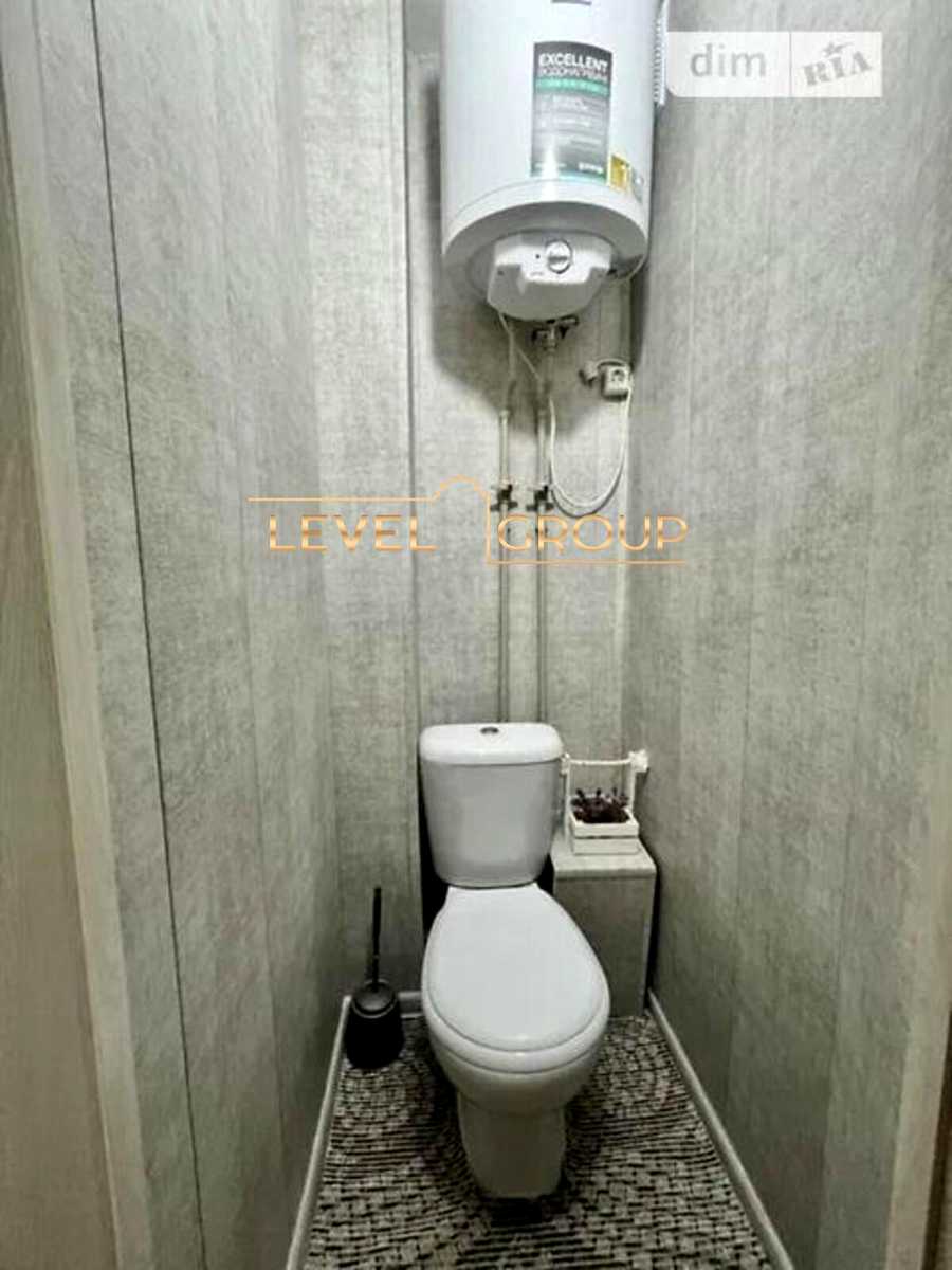 1879668500684844