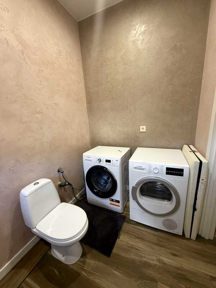 1879668839701270