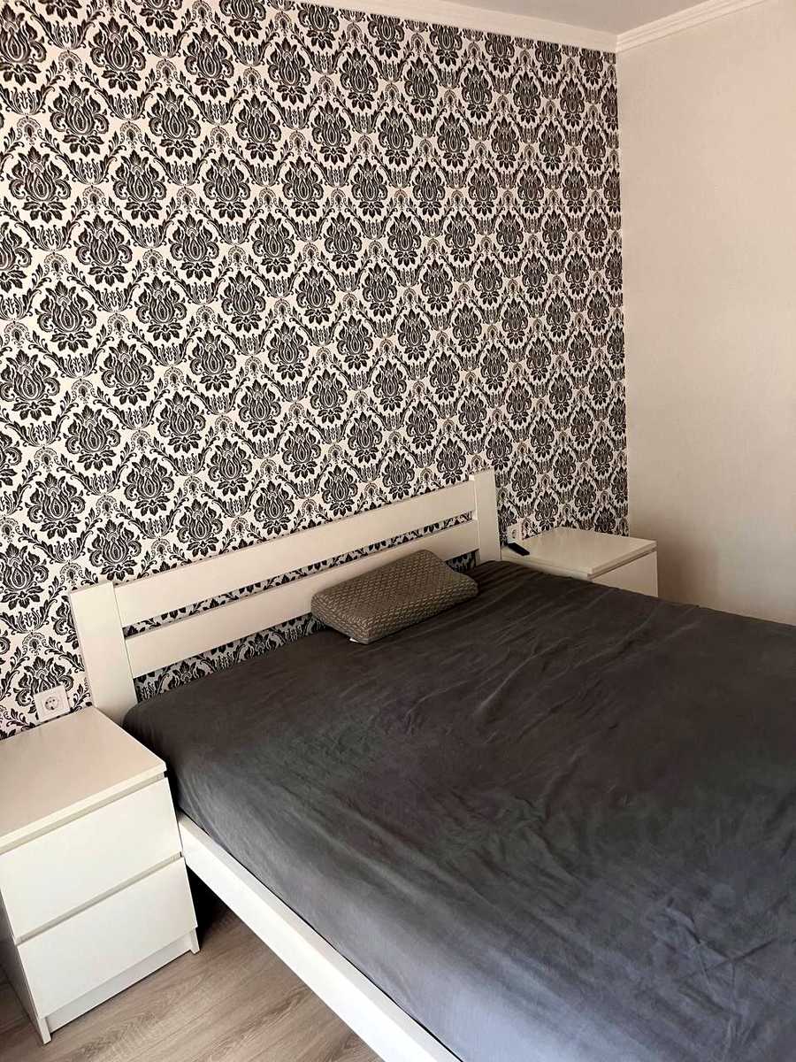 1879670630045307
