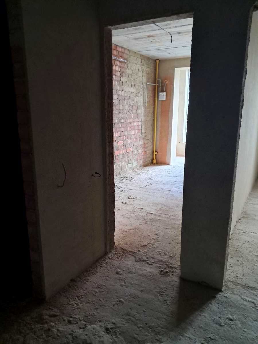 1879670683957303