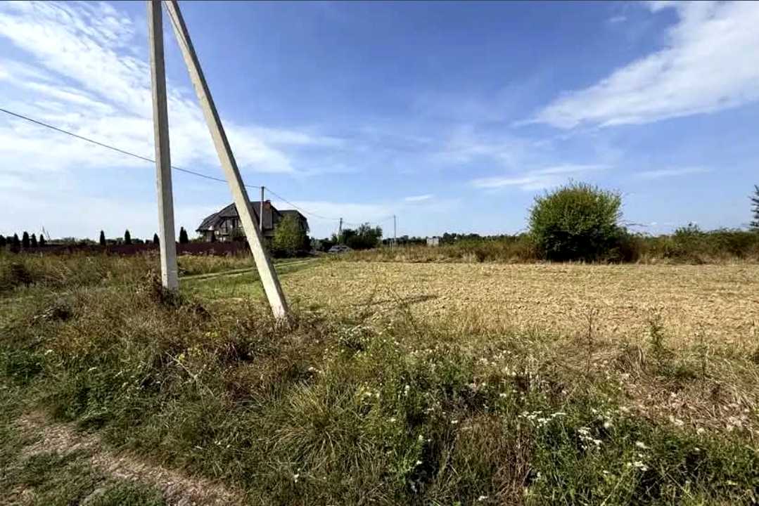 1879671112844058