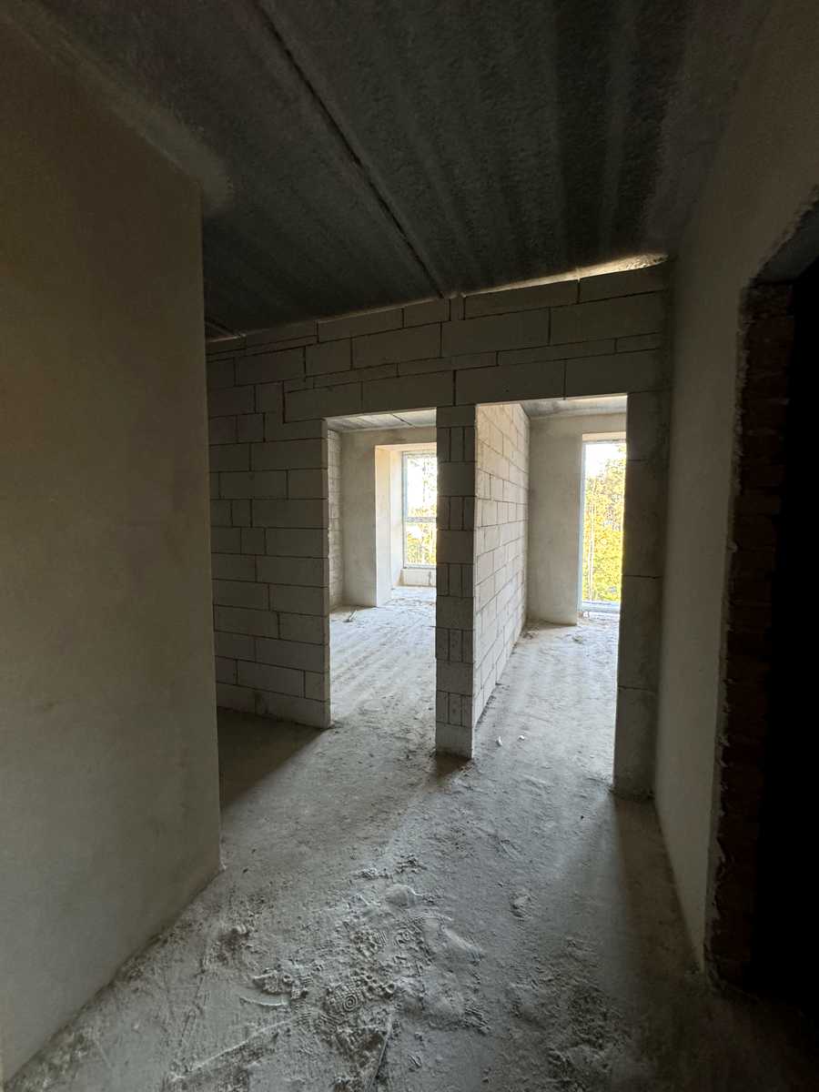 1879671575800905