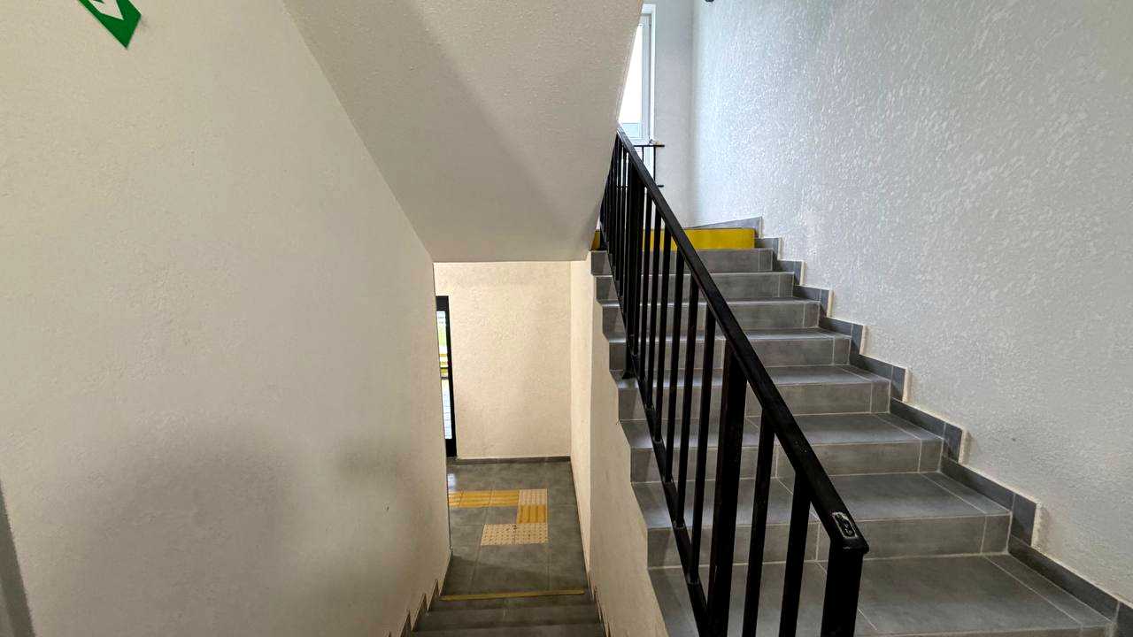 1879672768199744