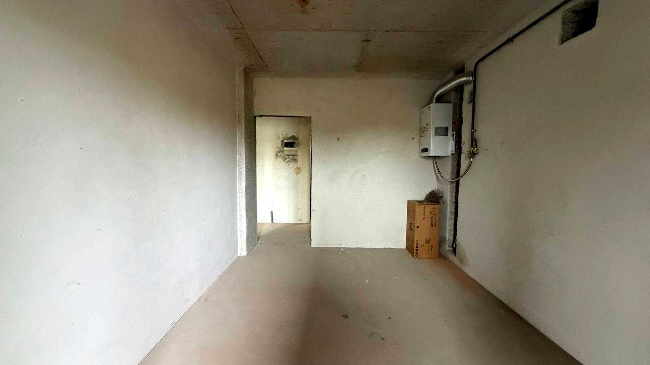 1879672769585842
