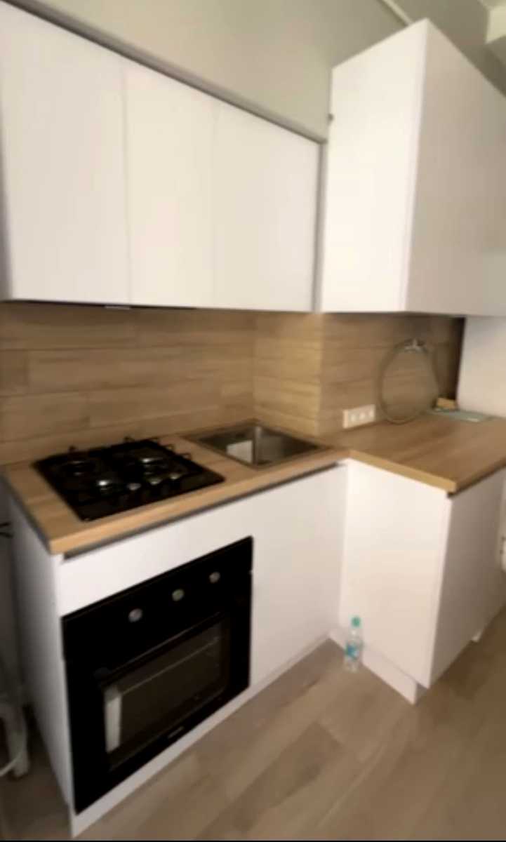 1879673664234984