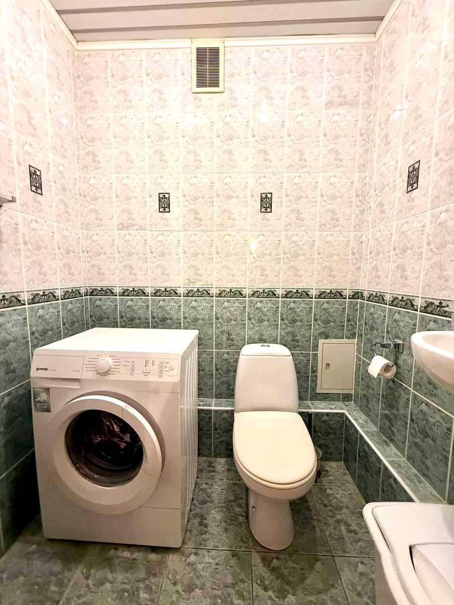 1879675734955317