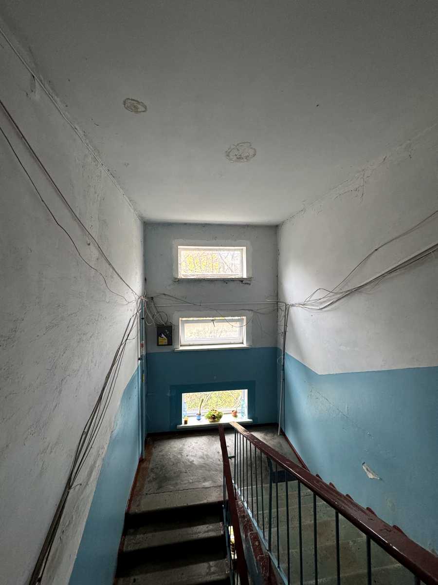 1879676239947238