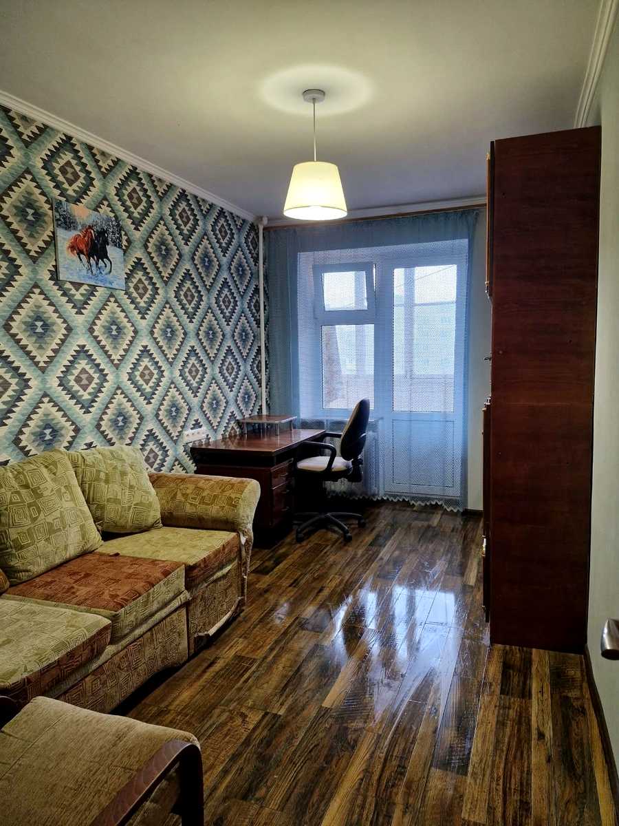 1879677316708704