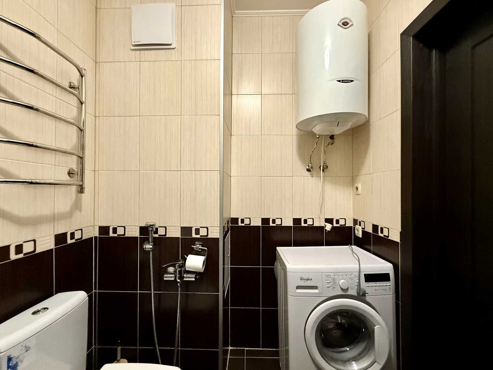 1879678303740202
