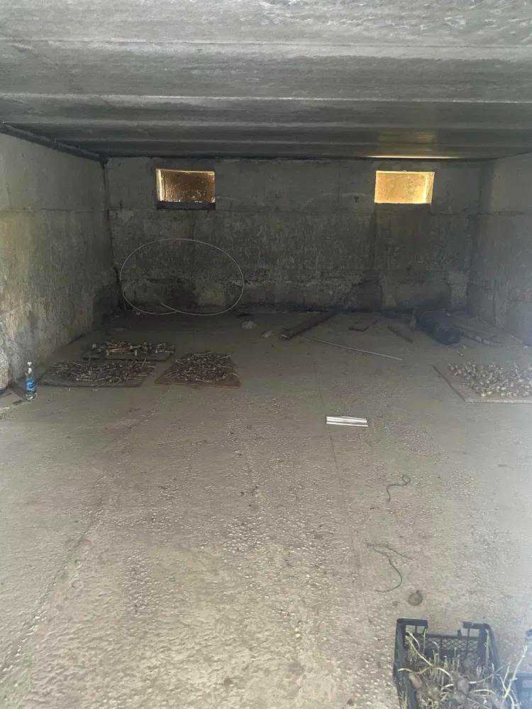 1879678596250964