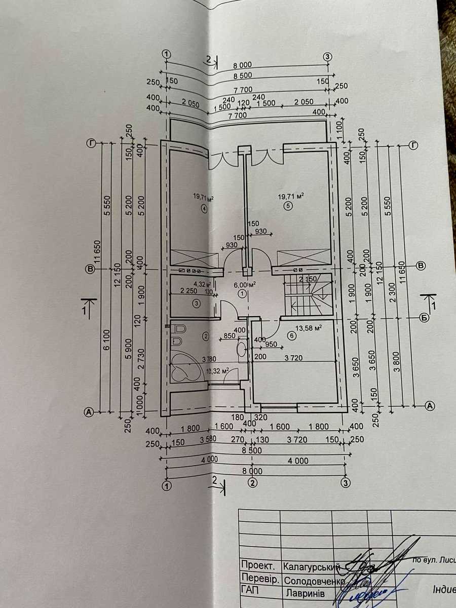 1879678597229568