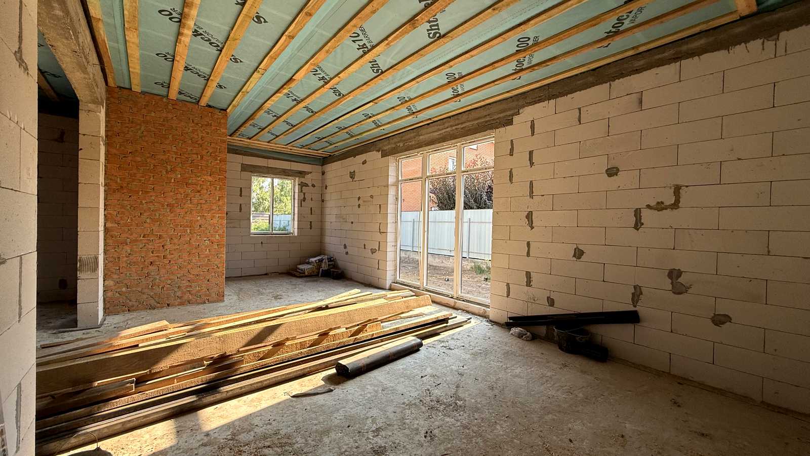 1879679453379027