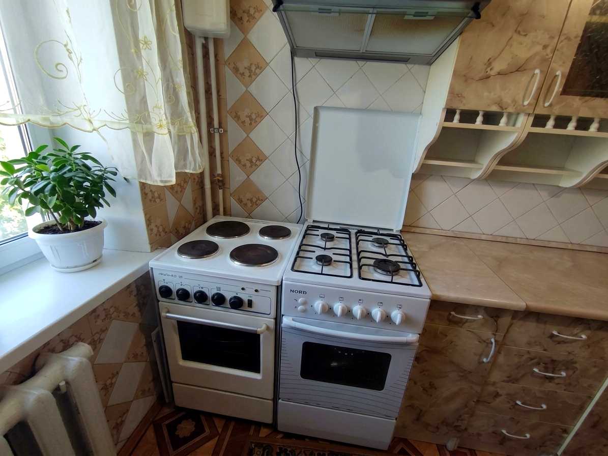 1879683481437541