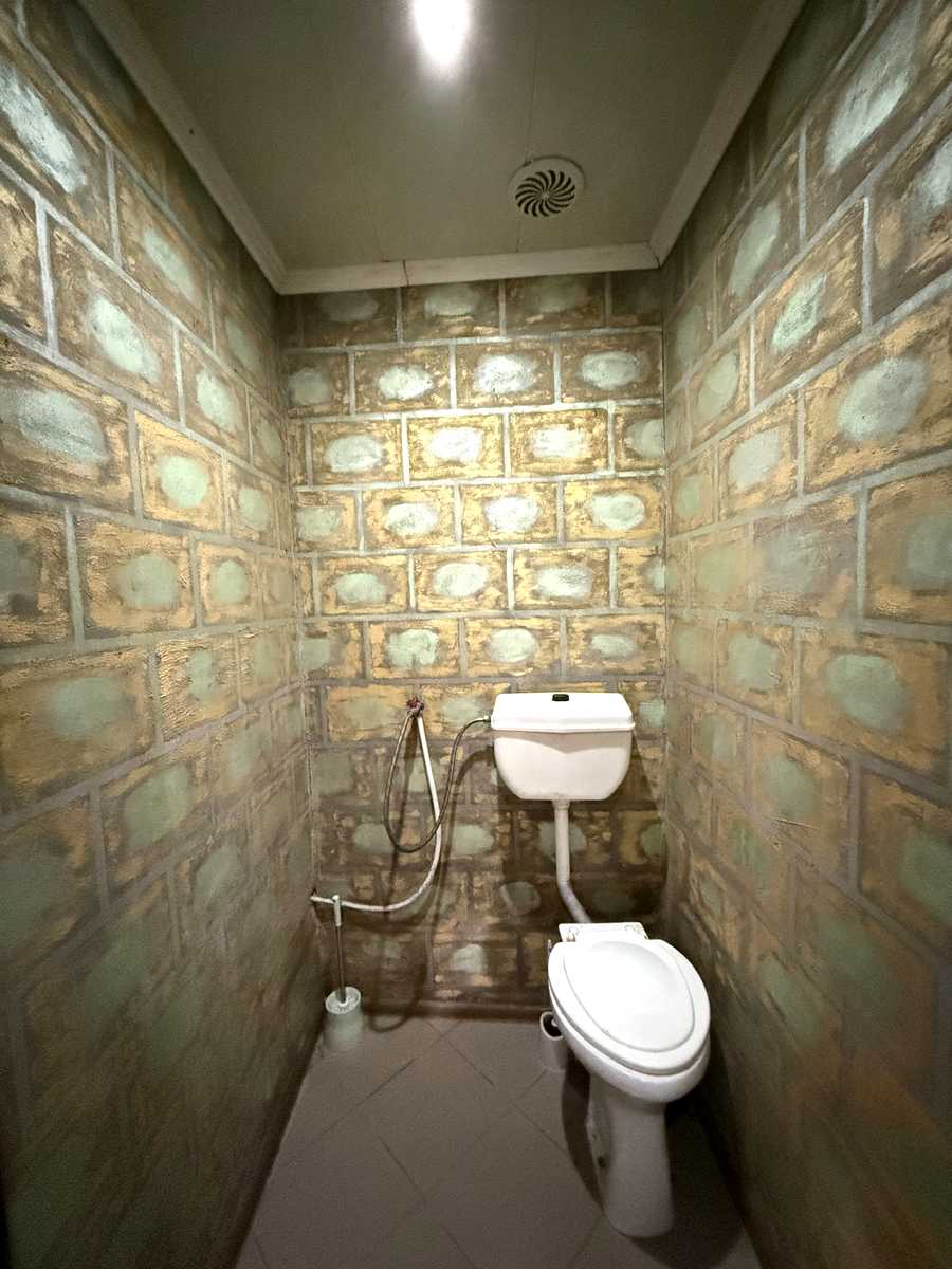 1879685009158555