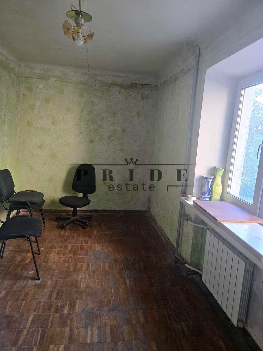 1879688346004586