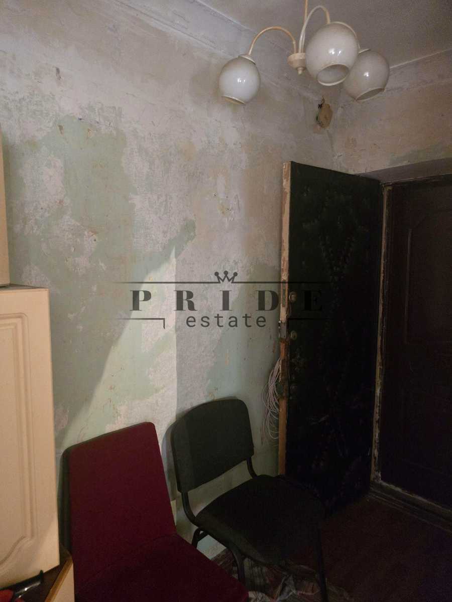 1879688353165029