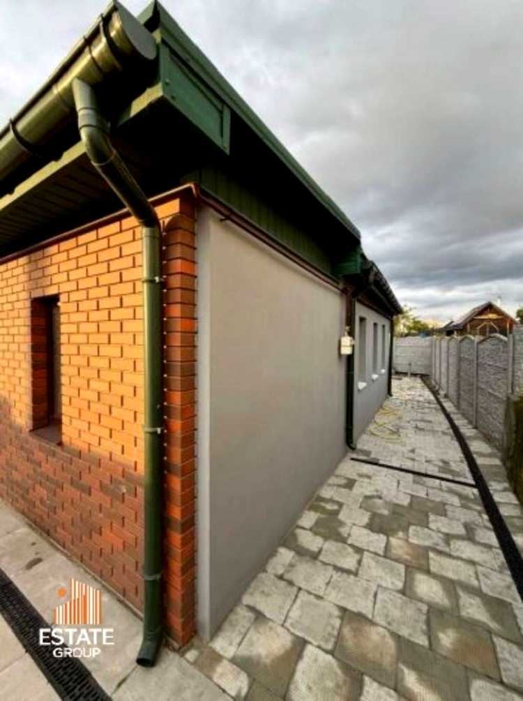 1879692839043608