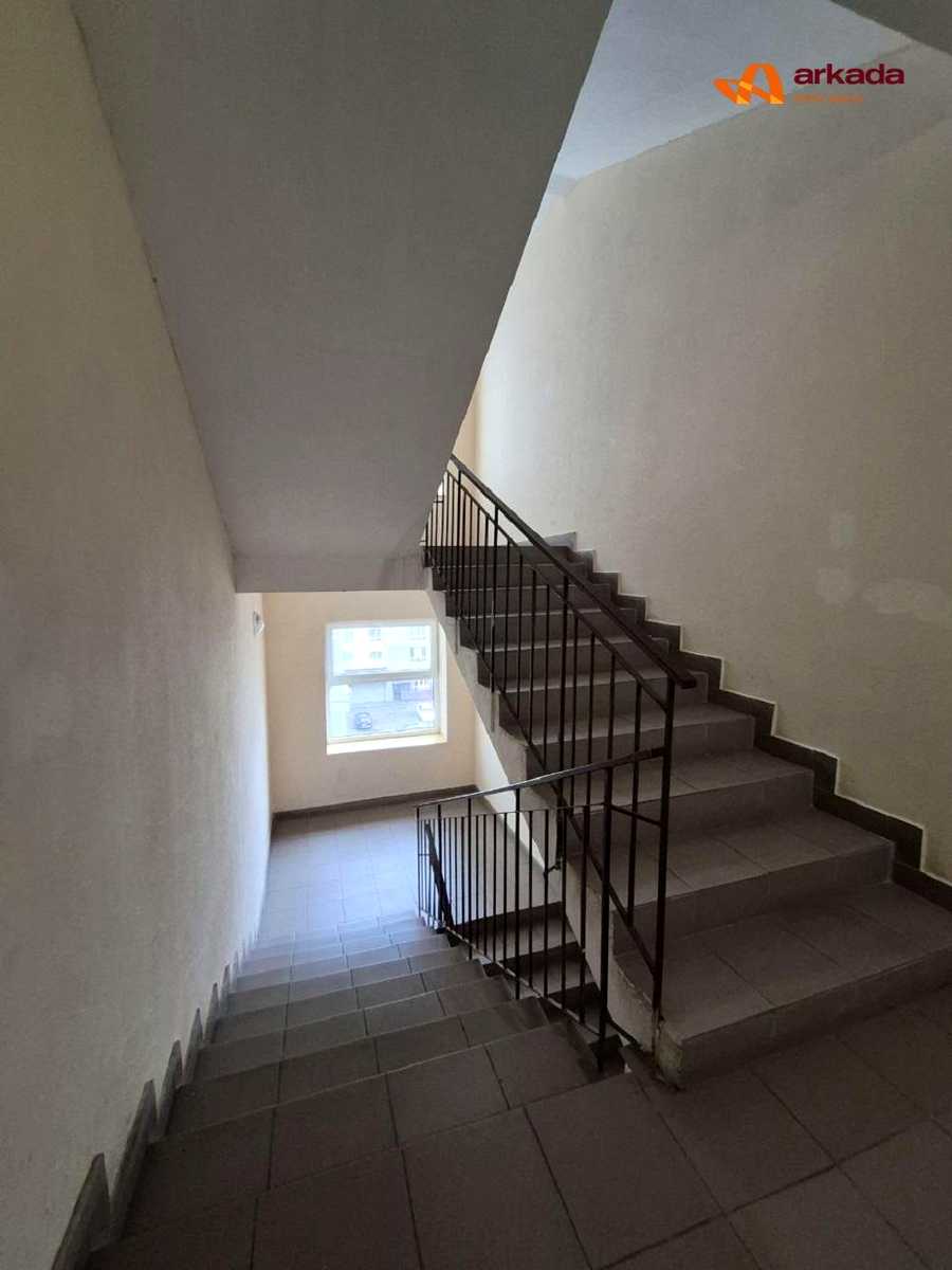 1879734761613617