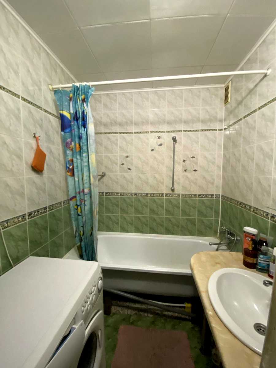 1879734838243510