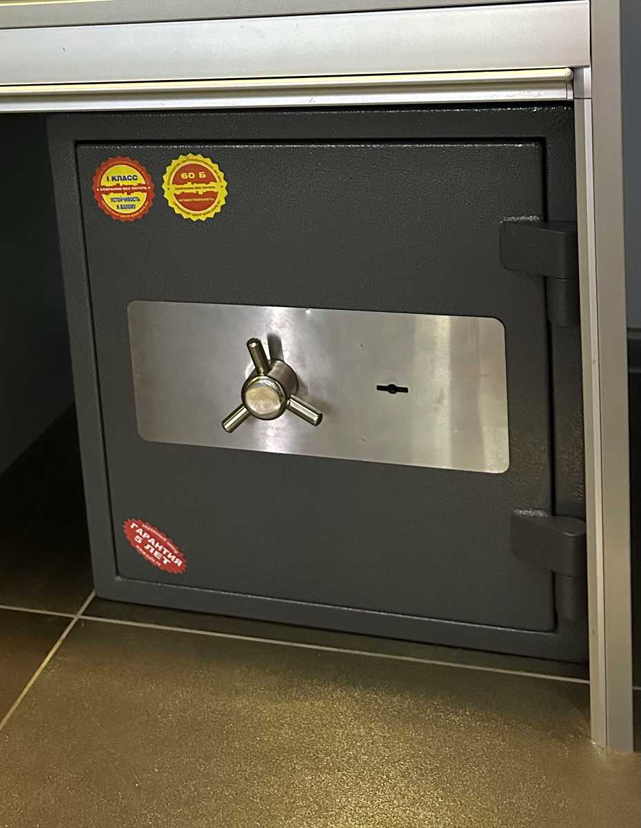 1879736992041939