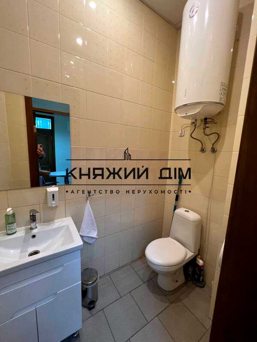 1879737301405451