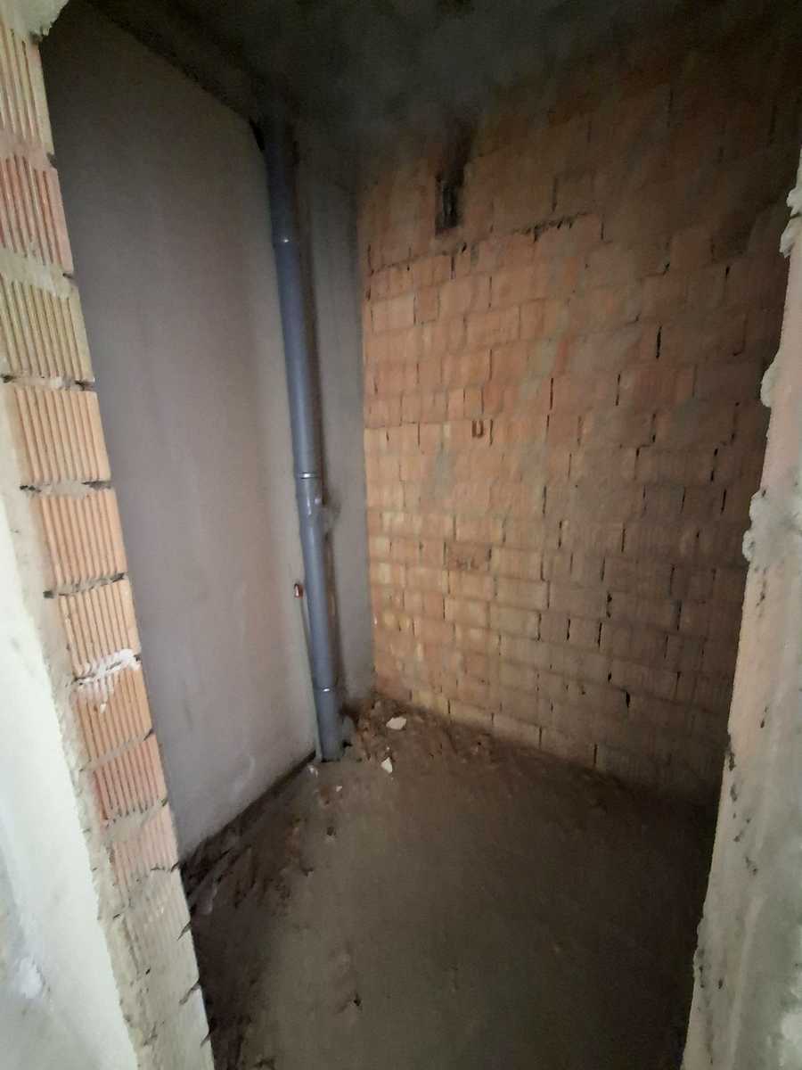 1879738402597446