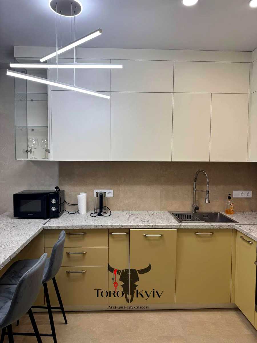 1879738588380908