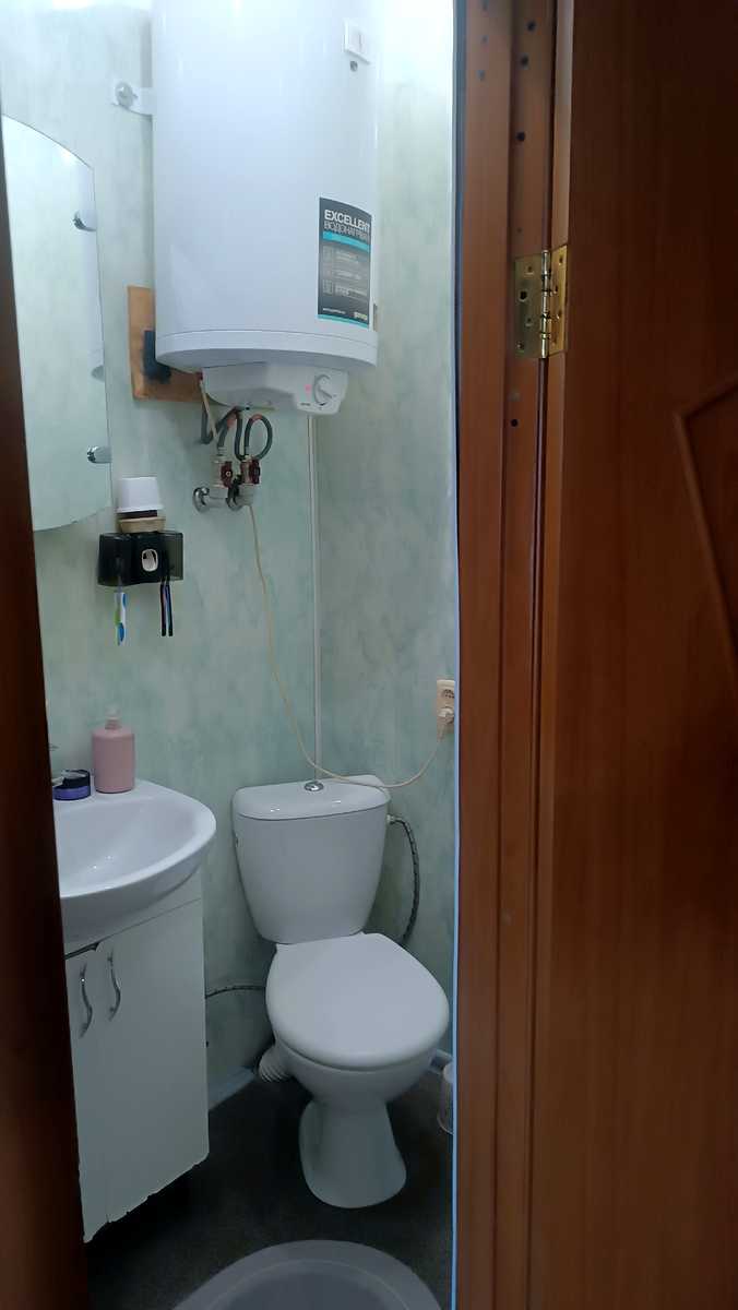 1879739542344504