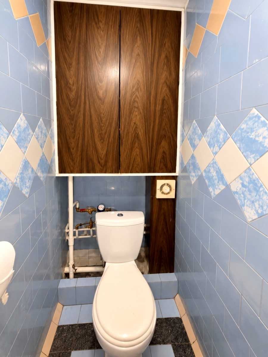 1879739618581833