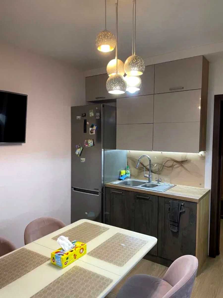 1879741468373251
