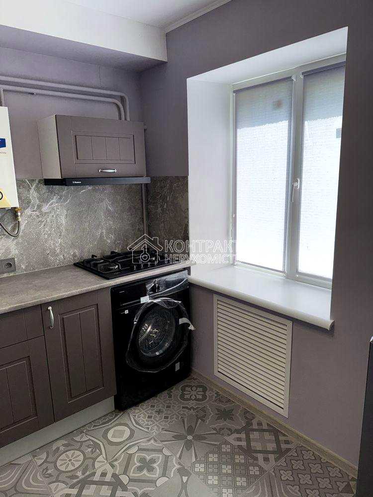 1879743001416608