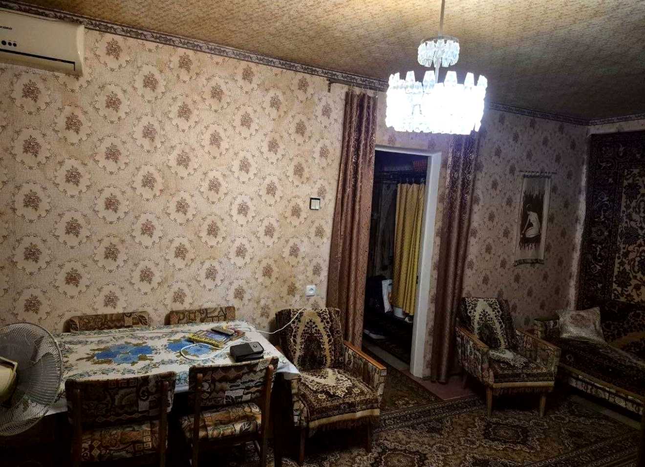1879743330435411