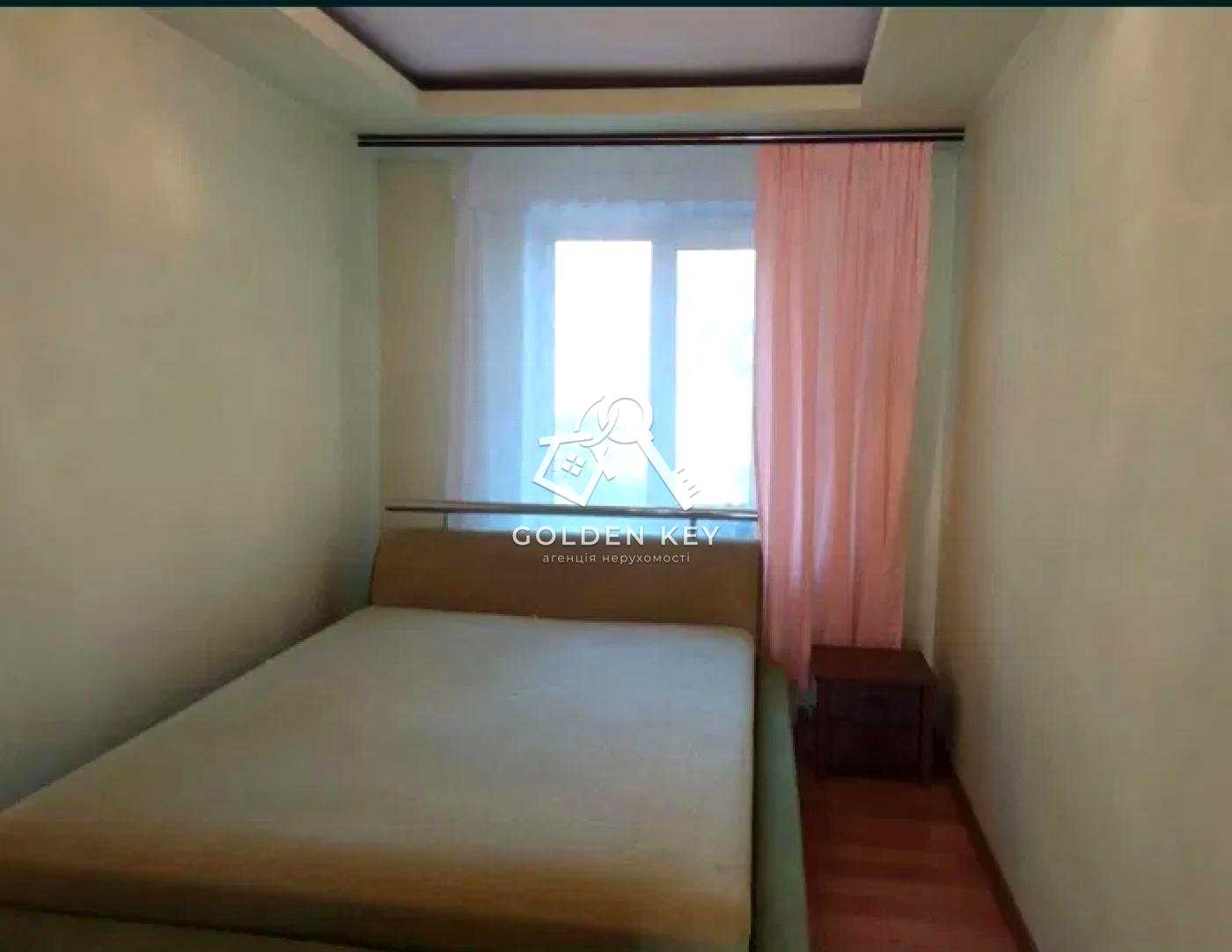 1879744066659392