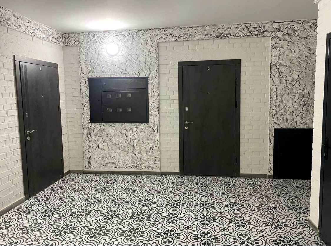 1879744461309739