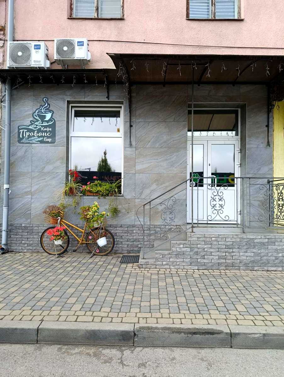1879744669319417