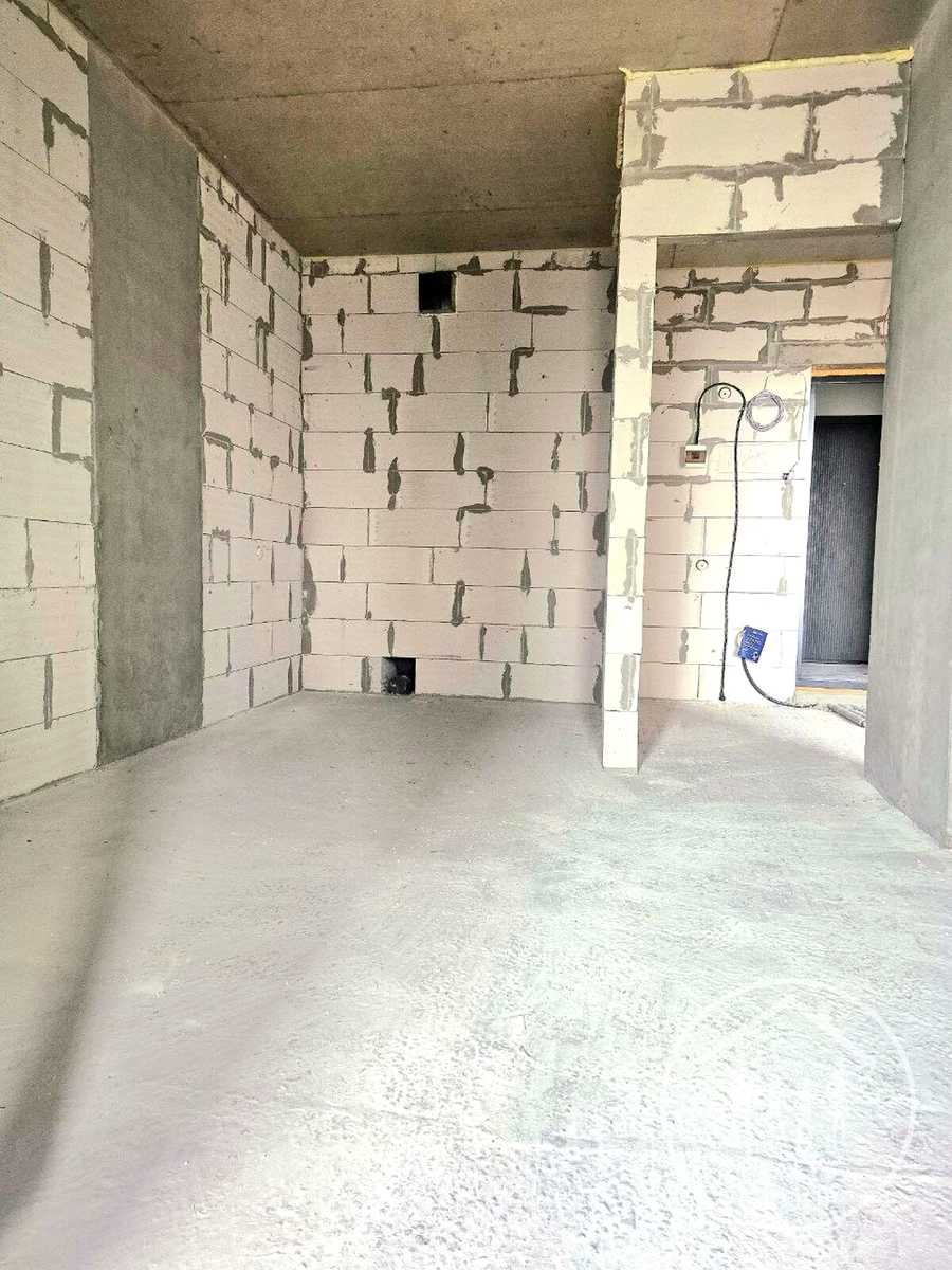 1879745761859302