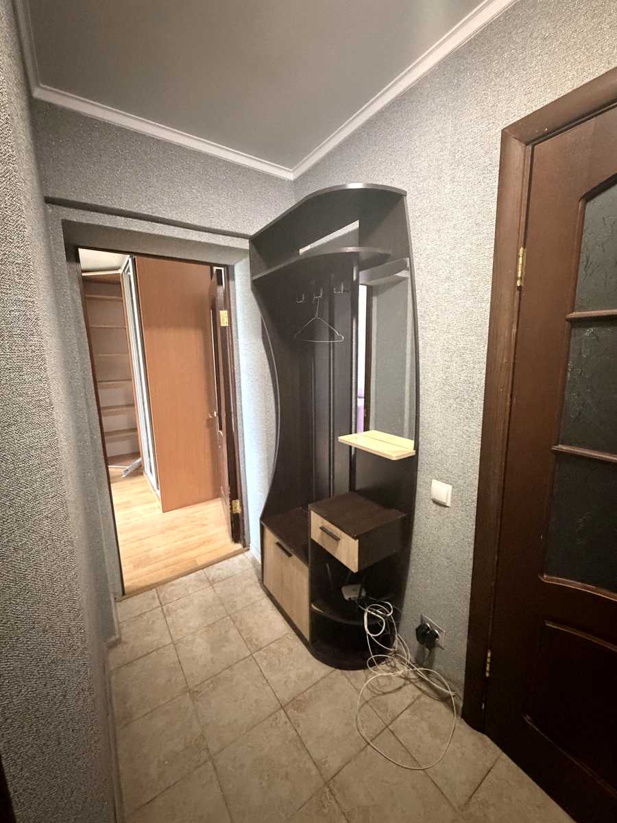 1879746583024637