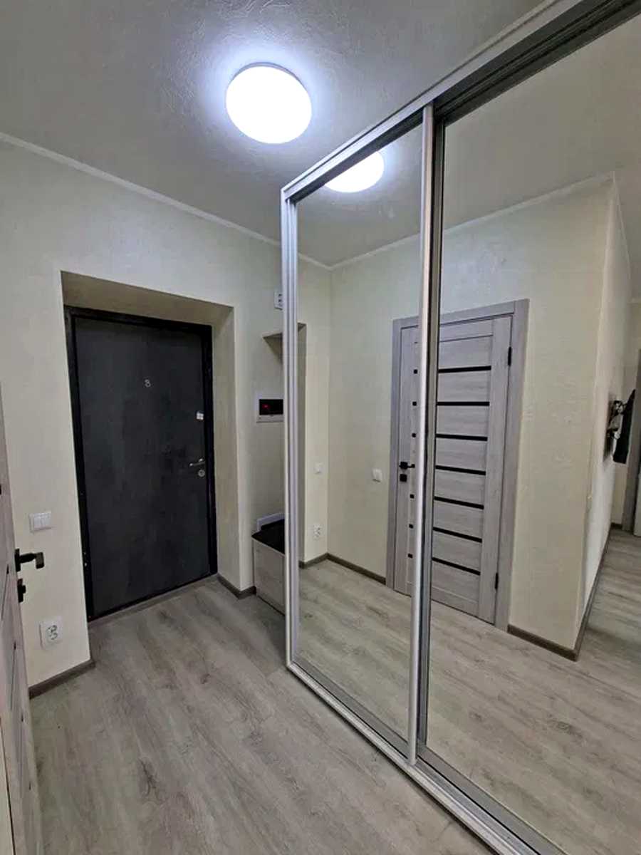 1879747163127426