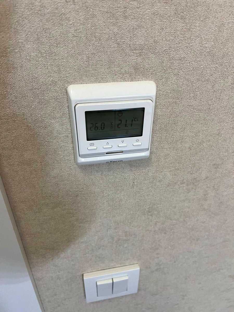 1879747582810602