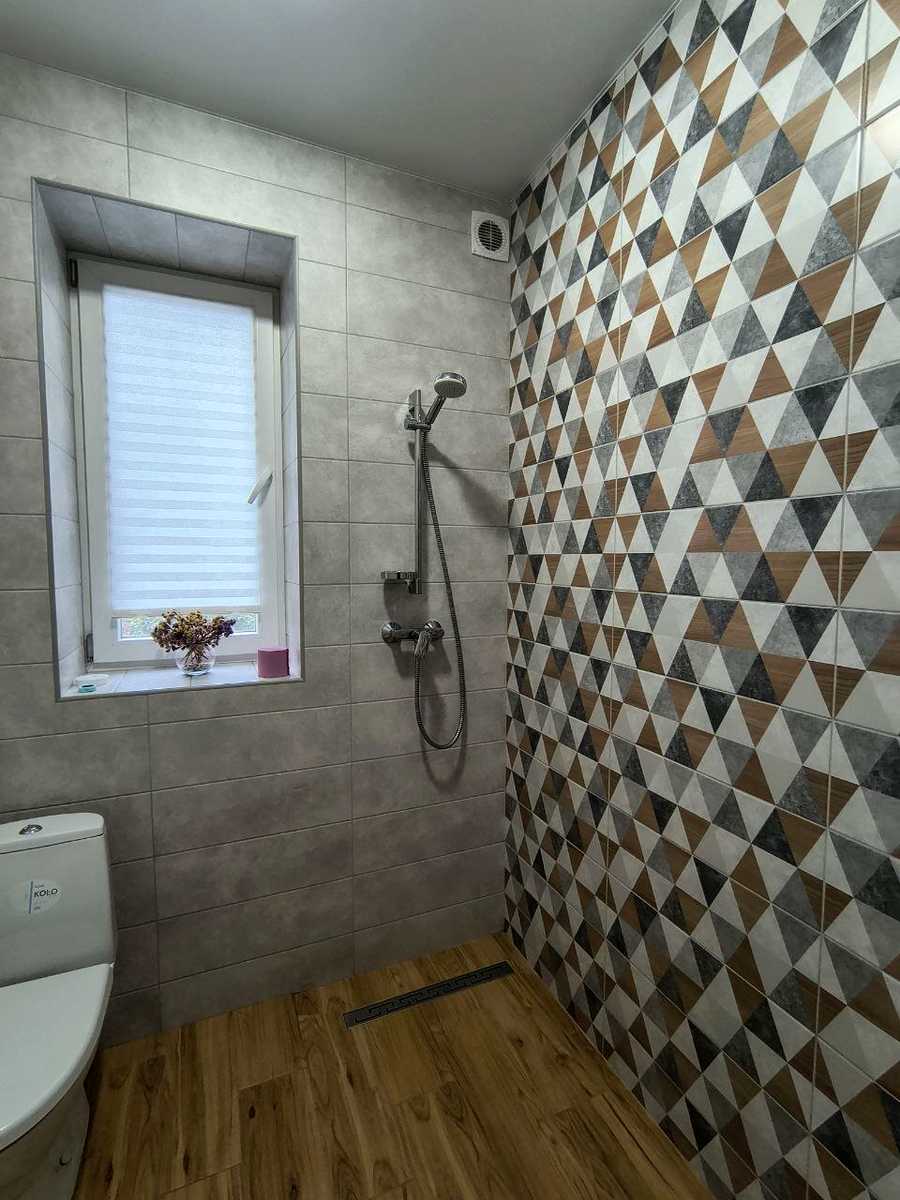 1879747834687890