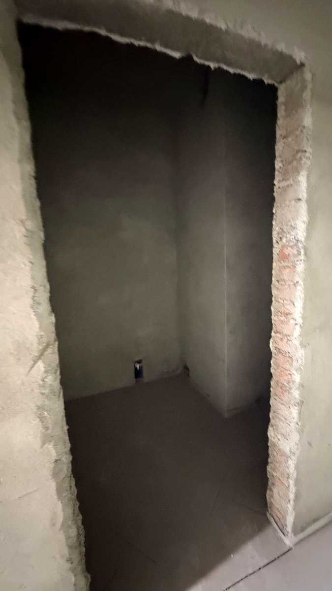 1879748306938432