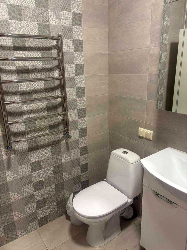 1879749000611443