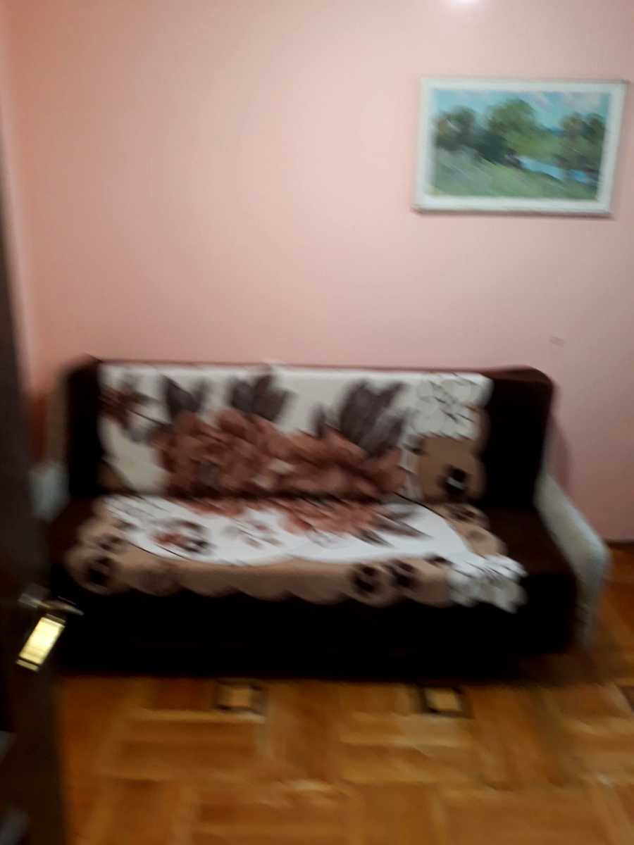 1879749086252376