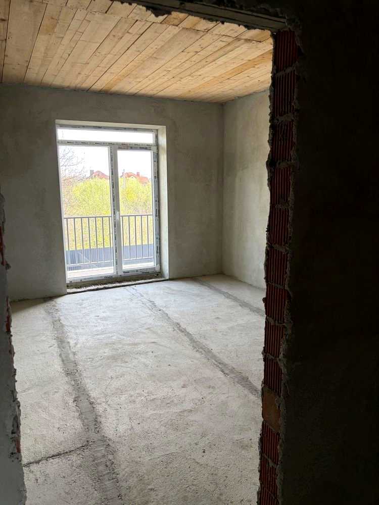 1879749179760853