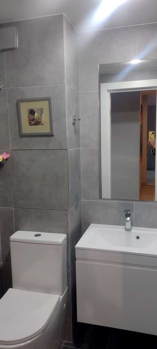 1879749536688187