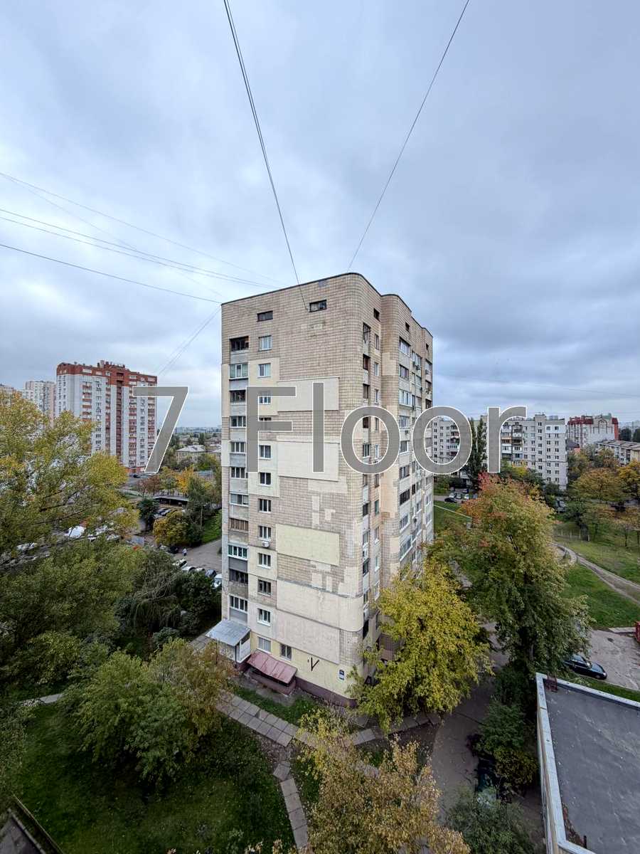 1879749785858385