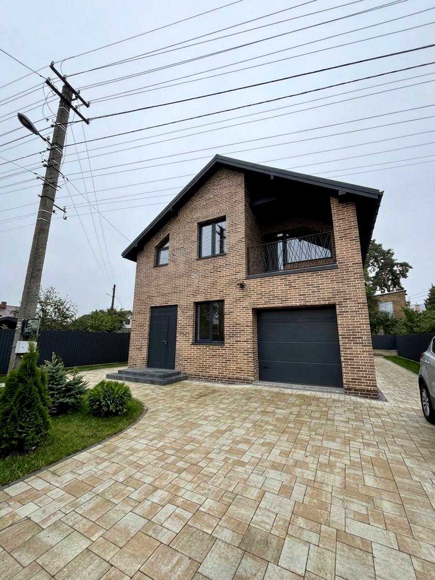 1879750435178443