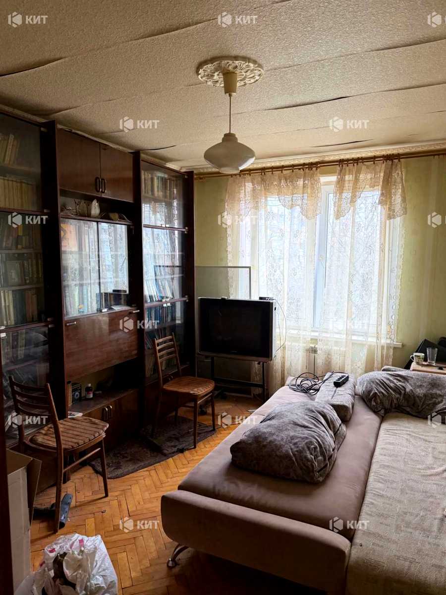 1879750617799816