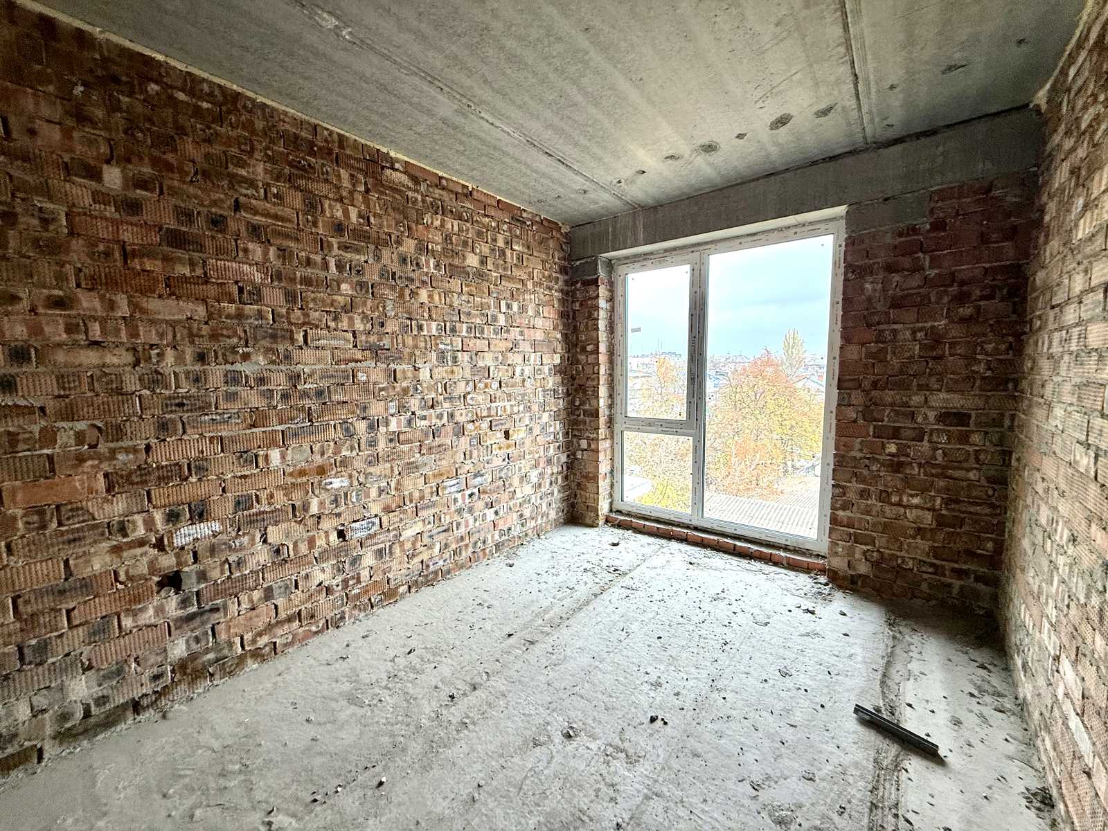 1879752982149737